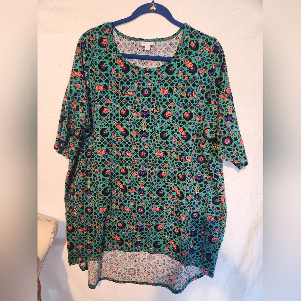 LuLaRoe Top